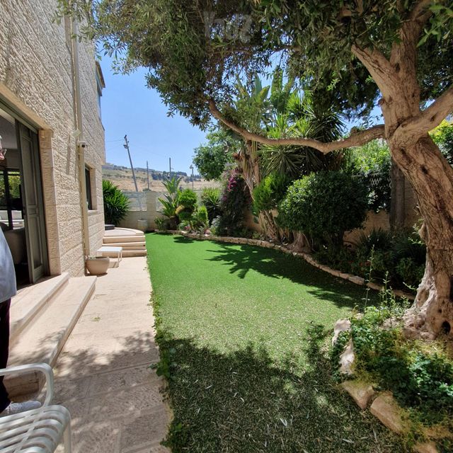 יחידת דיור להשכרה בירושלים — 2