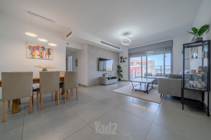 צבעוני 3