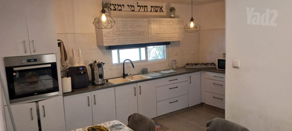 ז'בוטינסקי 1