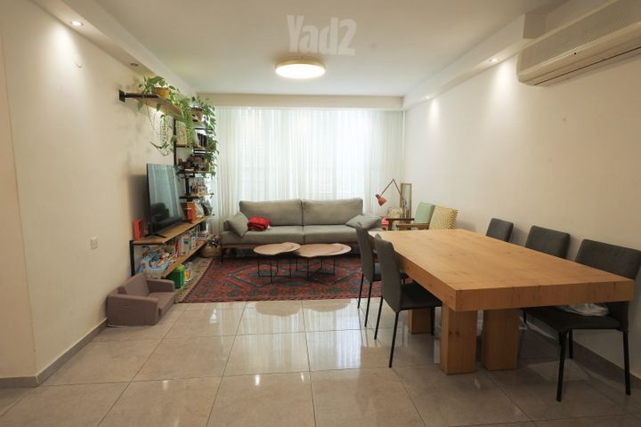 דירה