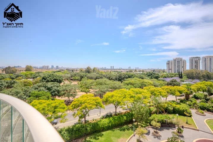 Tel Aviv-Yafo, Israel 12
