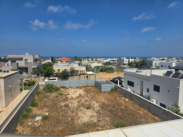 יצחק חכימי 7
