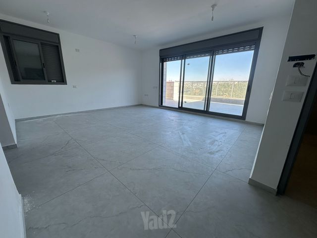 דירה למכירה בירושלים (תיווך) — 2