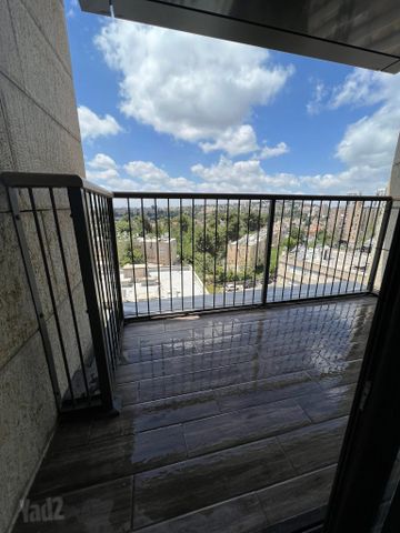 דירה למכירה בירושלים (תיווך) — 5