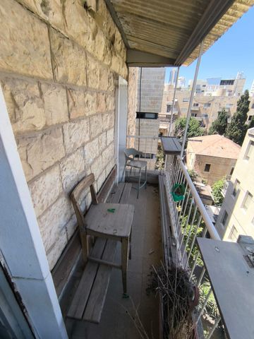 דירה למכירה בירושלים (תיווך) — 5