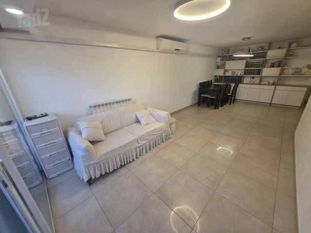 דירה למכירה בירושלים (תיווך) — 4