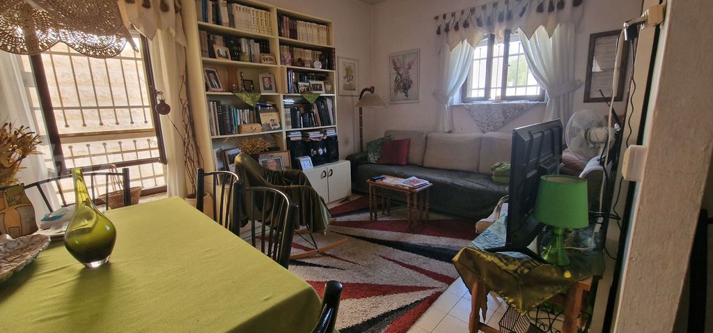 דירה להשכרה בירושלים (תיווך) — 3