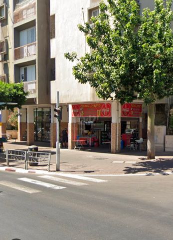 חנויות/ שטח מסחרי