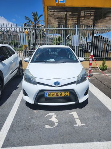 מודעת רכב טויוטה יאריס