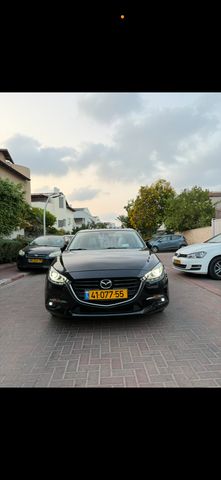 מודעת רכב מאזדה 3