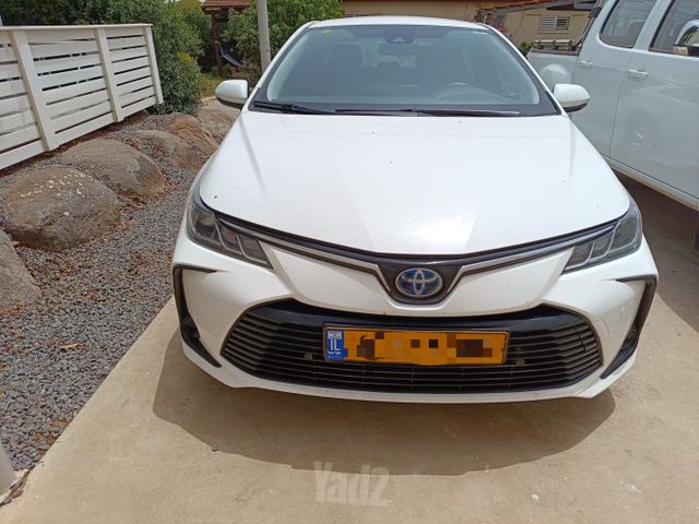 מודעת רכב טויוטה קורולה