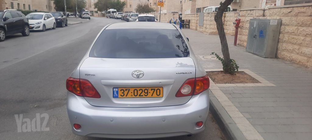 מודעת רכב טויוטה קורולה