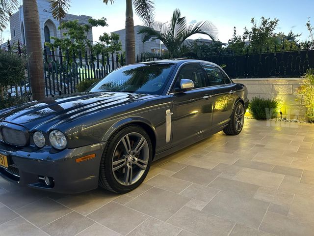 מודעת רכב יגואר XJ