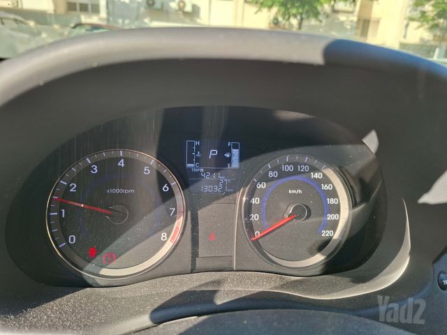 מודעת רכב יונדאי אקסנט i25