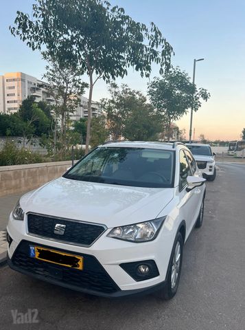 מודעת רכב סיאט ארונה