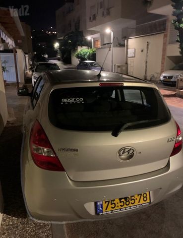 מודעת רכב יונדאי i20