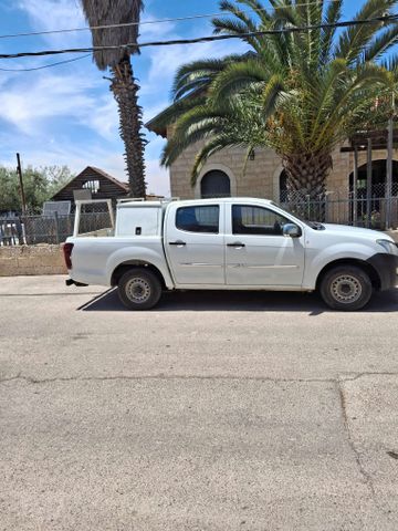 מודעת רכב איסוזו די-מקס