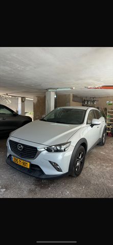 מודעת רכב מאזדה CX-3
