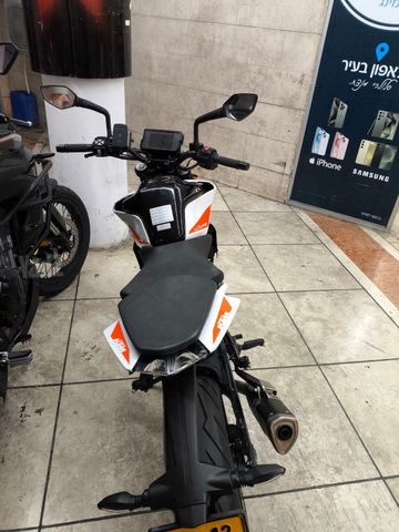 מודעת רכב KTM Duke