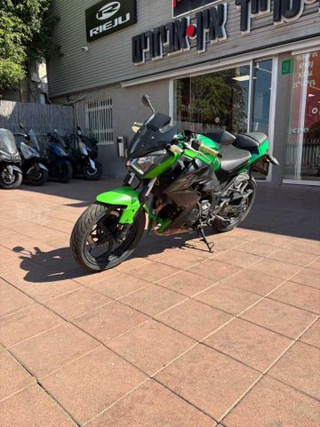 מודעת רכב קאוואסאקי Z300