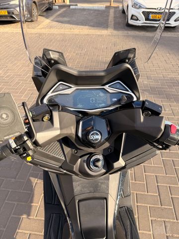מודעת רכב סאן יאנג קרוזים 300