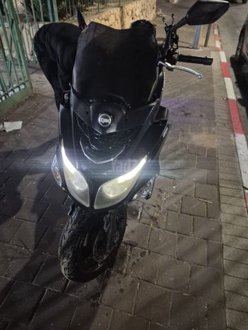 מודעת רכב סאן יאנג ג'וי רייד 200
