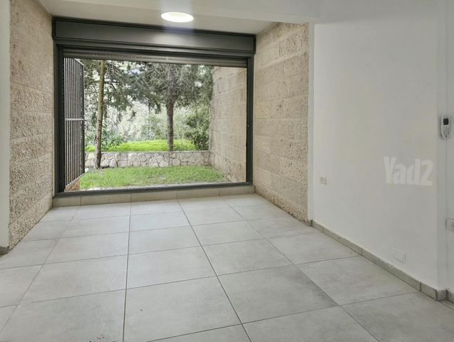 דירת גן למכירה בירושלים — 5