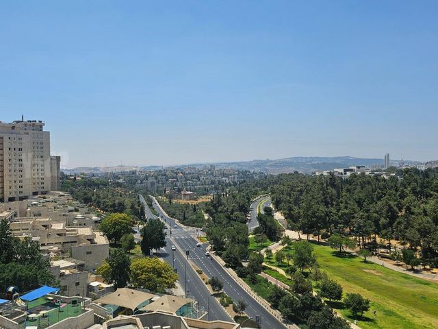 שדרות בן צבי 39