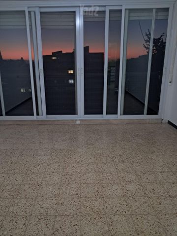 תשי"ג 21