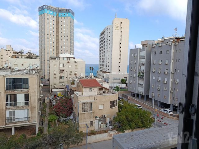 הרצל 21