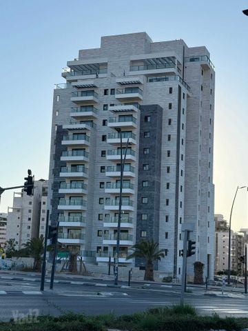 רוזמרין 1