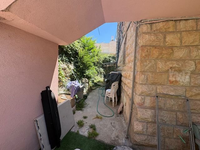 דו משפחתי למכירה בירושלים (תיווך) — 5