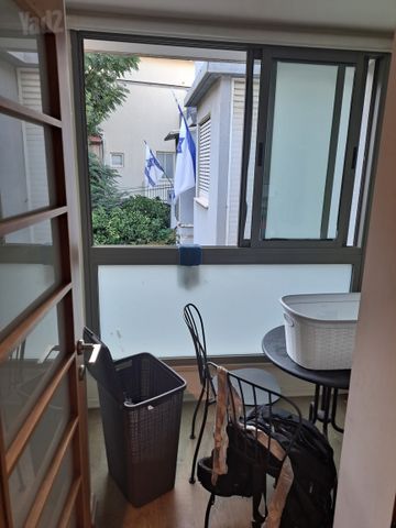 גני צהלה, רמות צהלה
