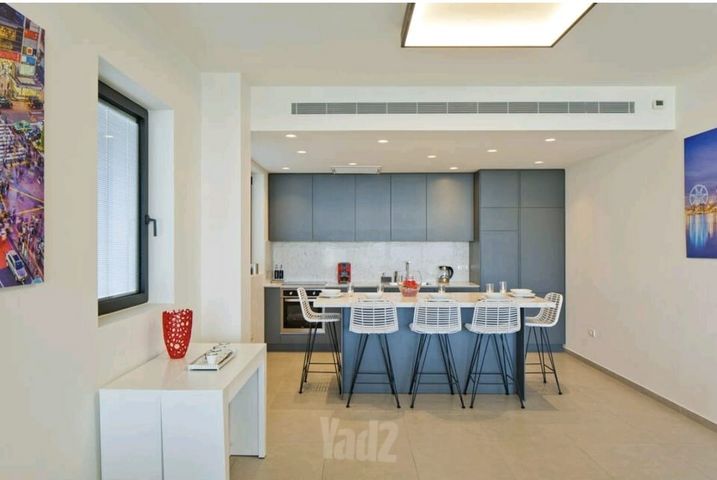 דירה להשכרה בתל אביב יפו (תיווך) — 2