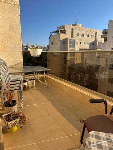 ליאון בלום 4