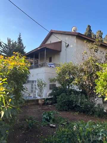 תמונה 2 של דירת 5.5 חדרים להשכרה בחיפה