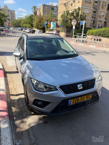 מודעת רכב סיאט ארונה