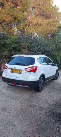 מודעת רכב סוזוקי קרוסאובר