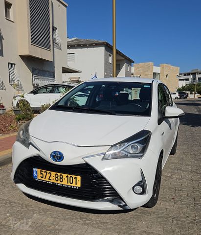 מודעת רכב טויוטה יאריס