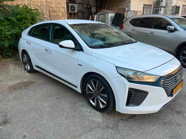 מודעת רכב יונדאי איוניק