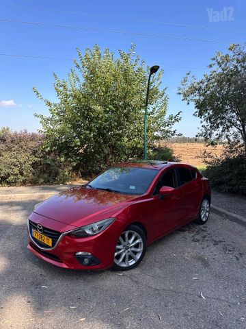 מודעת רכב מאזדה 3
