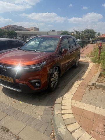 מודעת רכב סוזוקי S-Cross