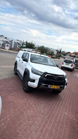 מודעת רכב טויוטה היילקס