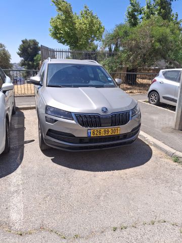 מודעת רכב סקודה קארוק