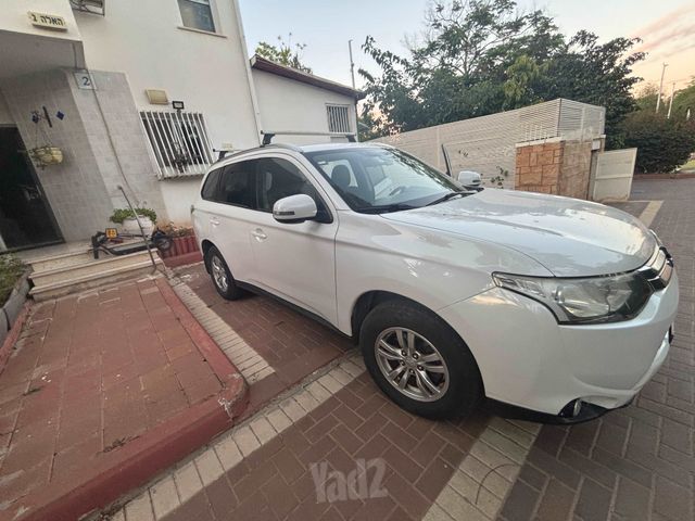 מודעת רכב מיצובישי אאוטלנדר