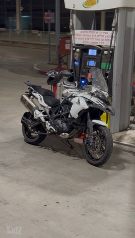 מודעת רכב בנלי TRK502X