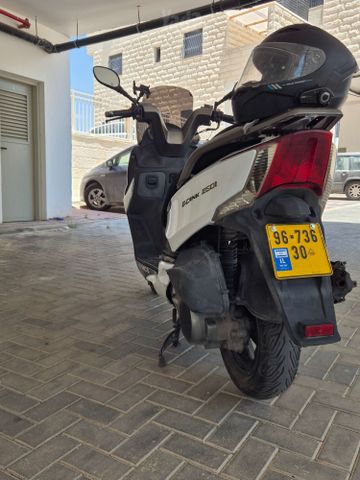 מודעת רכב קימקו G-דינק 250