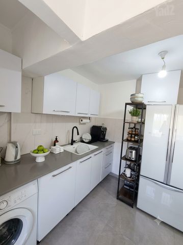 הנרייטה סולד 9