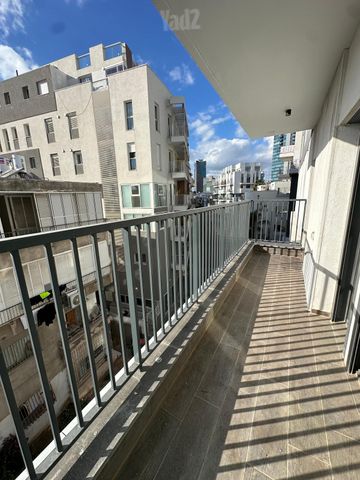 דירה להשכרה בתל אביב יפו — 2