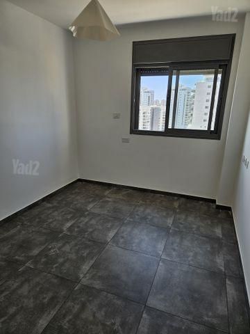 תמונה 5 של דירת 4 חדרים להשכרה בנתניה